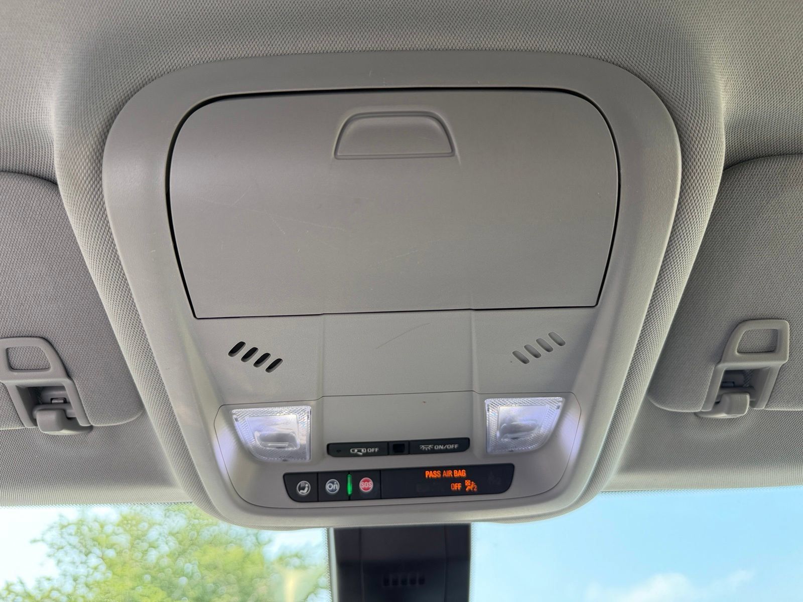 Used 2020 GMC Terrain SLE w/ Driver Convenience Package FWD image 22