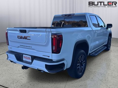 Used 2024 GMC Sierra 1500 AT4 w/ Technology Package image 5