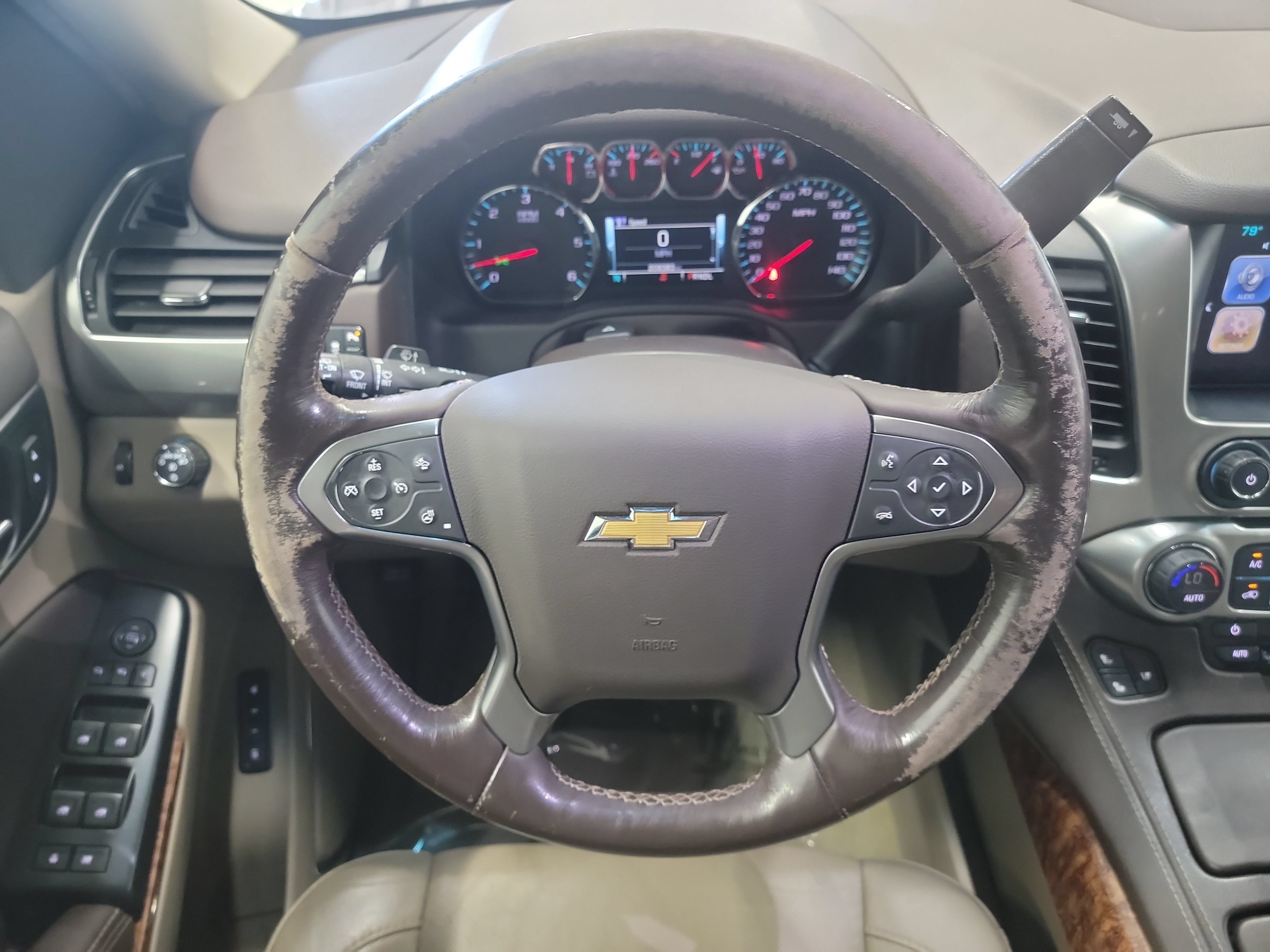 Used 2018 Chevrolet Suburban Premier AWD/4WD image 17