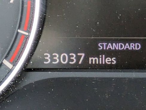 Used 2023 Nissan Rogue SV image 29