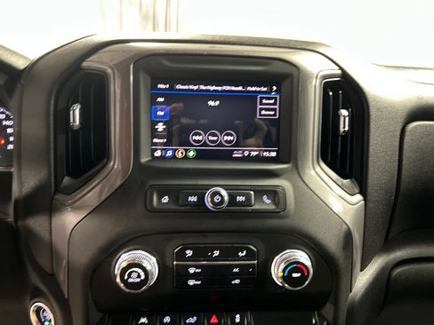 Used 2024 GMC Sierra 1500 Pro w/ Graphite Edition AWD/4WD image 17