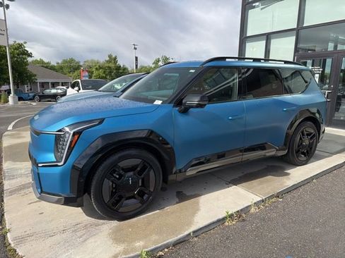 Used 2024 Kia EV9 GT-Line AWD/4WD image 2