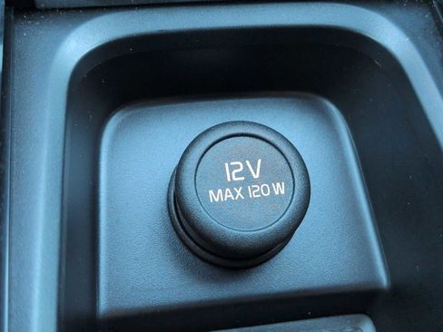 Used 2025 Volvo XC60 T8 Ultra image 32