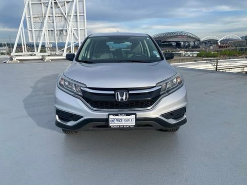 Used 2015 Honda CR-V LX image 3