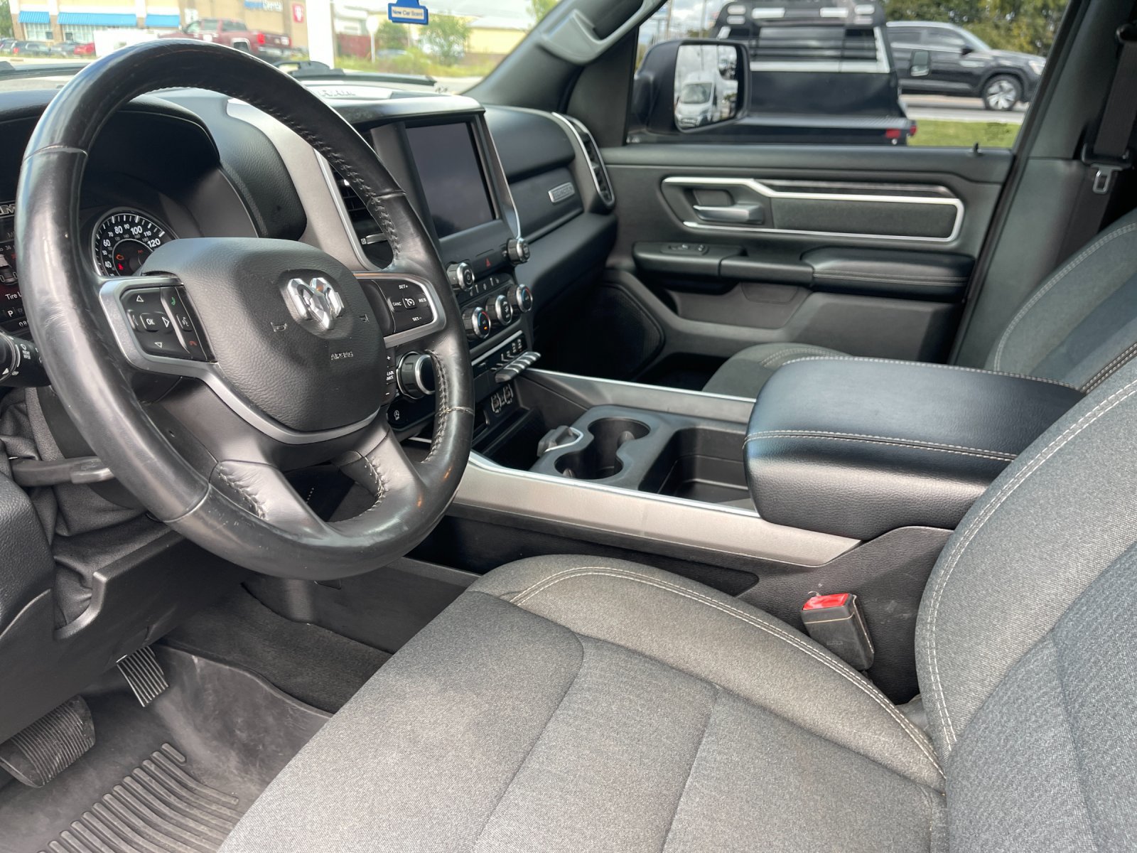 Used 2020 RAM 1500 Big Horn AWD/4WD image 10