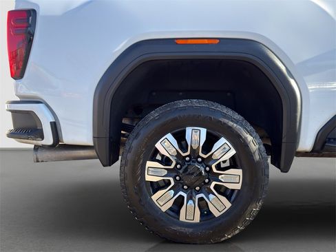 Used 2025 GMC Sierra 2500 Denali w/ Denali Reserve Package image 16