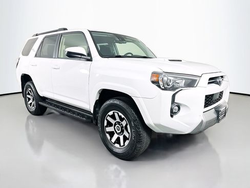 Used 2022 Toyota 4Runner TRD Off-Road AWD/4WD image 1