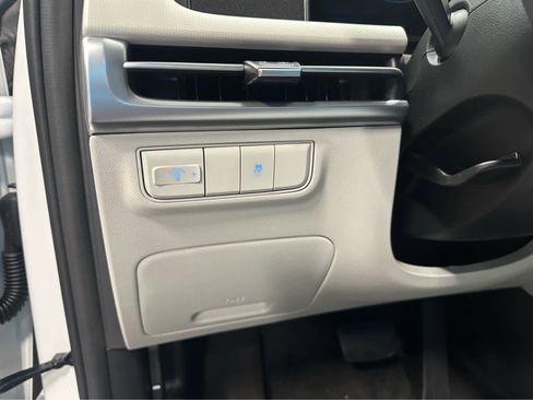 New 2026 Hyundai Tucson SE image 10