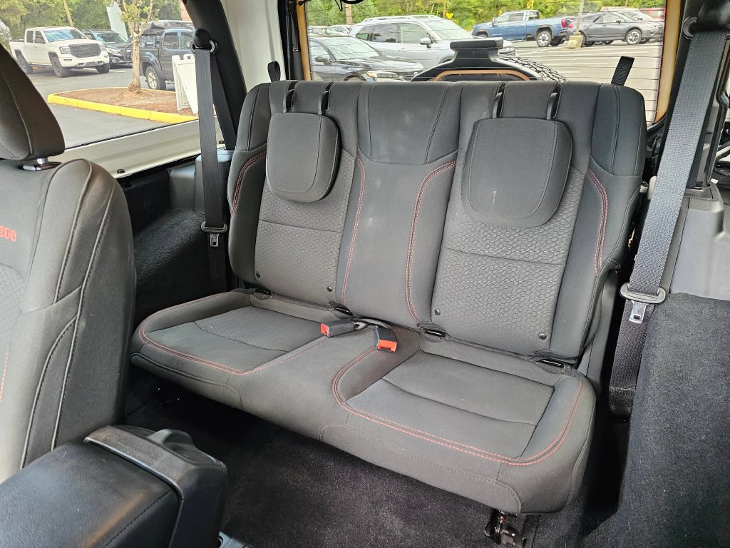 Used 2021 Jeep Wrangler Rubicon AWD/4WD image 18