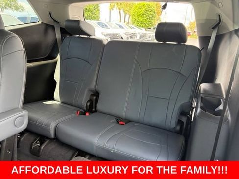 Used 2021 Buick Enclave Essence w/ LPO, Touring Package FWD image 16