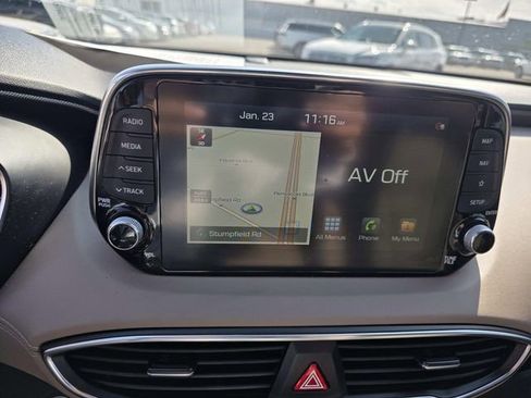 Used 2020 Hyundai Santa Fe Limited image 10