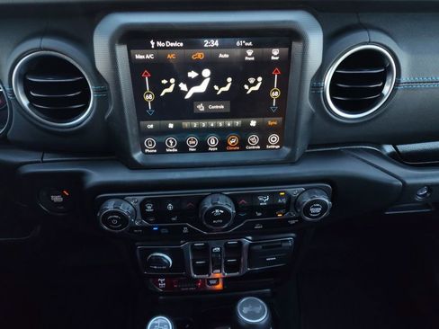 Used 2022 Jeep Wrangler Unlimited Rubicon 4xe w/ Cold Weather Group image 4