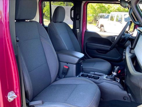 Certified 2024 Jeep Wrangler Unlimited Sport AWD/4WD image 7