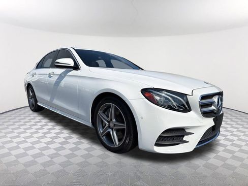 Used 2017 Mercedes-Benz E 300 image 3