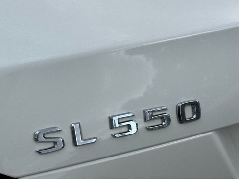 Used 2013 Mercedes-Benz SL 550 image 24