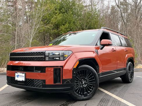 Used 2025 Hyundai Santa Fe Calligraphy image 1