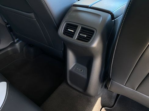 Used 2025 Buick Envision Sport Touring image 29