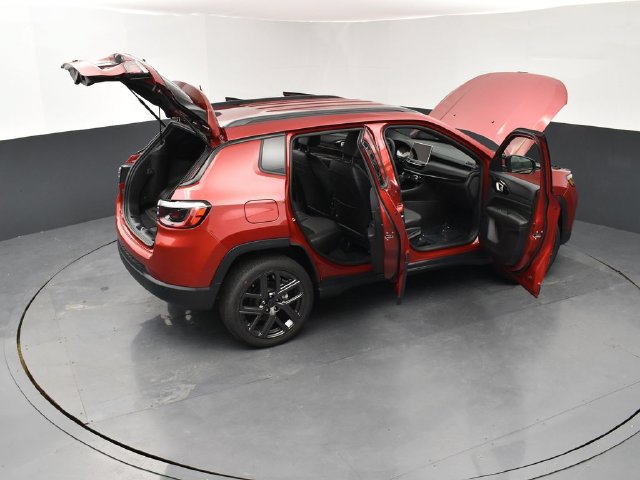 New 2026 Jeep Compass Latitude AWD/4WD image 27
