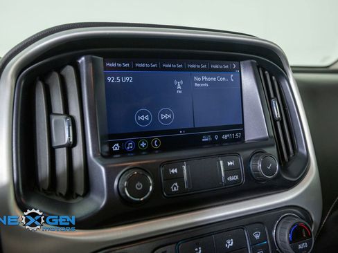 Used 2022 GMC Canyon Elevation w/ Elevation Premium Package AWD/4WD image 17