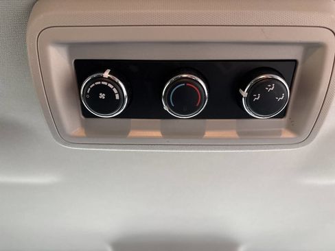 Used 2019 Dodge Journey SE w/ Connectivity Group image 22