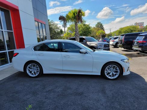 Used 2025 BMW 330i Sedan RWD image 6