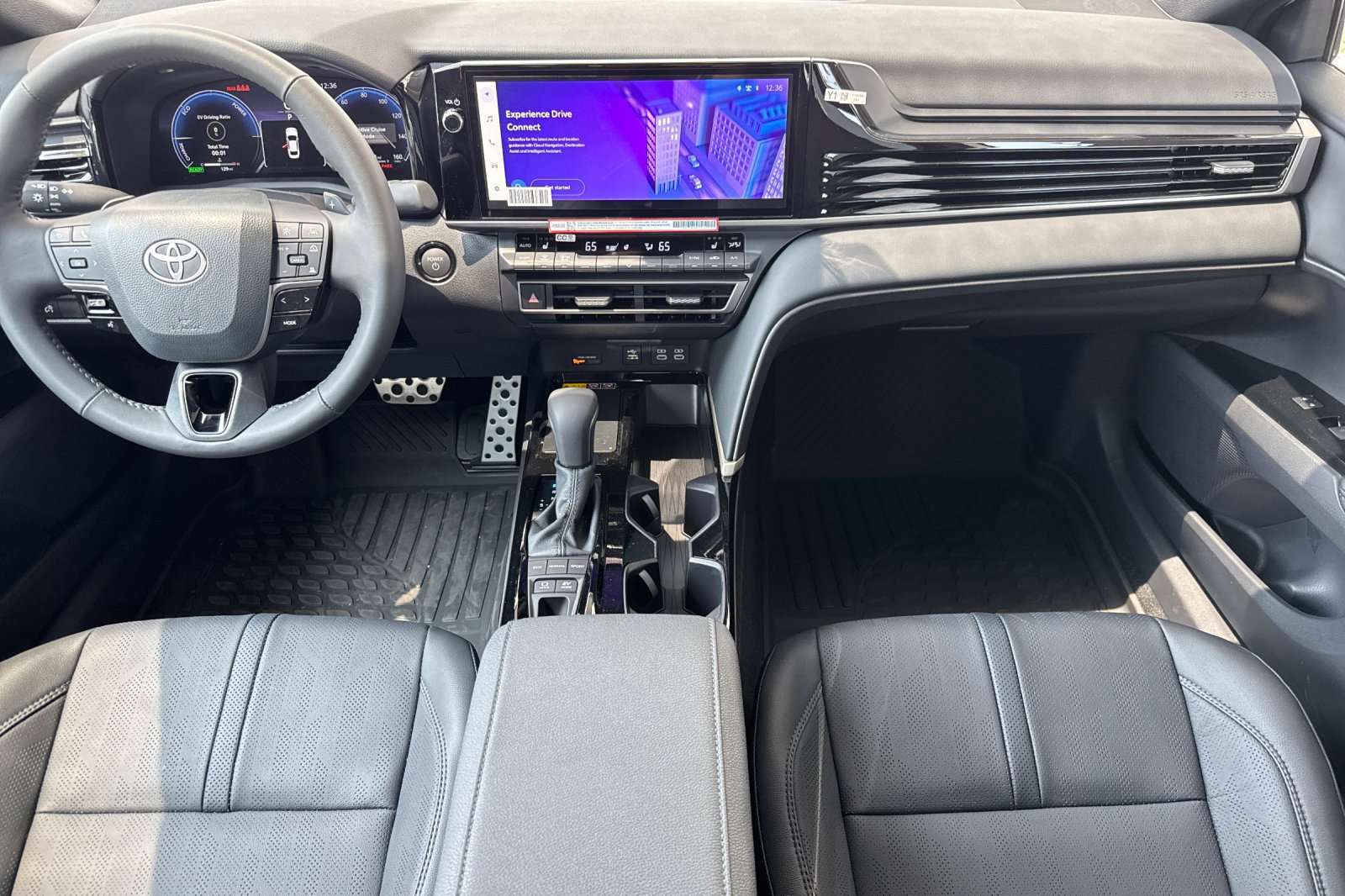 New 2026 Toyota Camry XSE w/ Premium Package AWD/4WD image 16