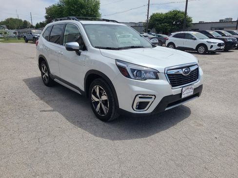 Used 2020 Subaru Forester Touring AWD/4WD image 4