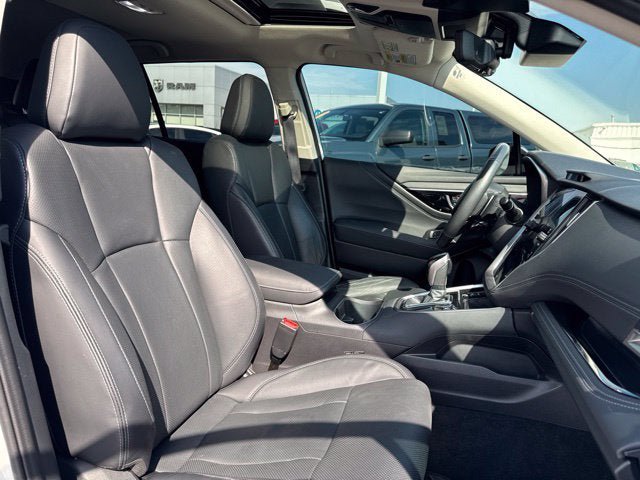 Used 2025 Subaru Outback Touring XT AWD/4WD image 30