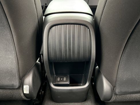 Used 2024 Hyundai Kona SE image 18