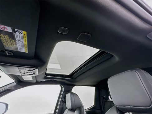 New 2025 Toyota Tacoma TRD Off-Road image 22