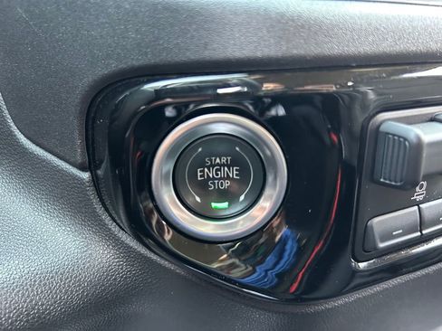 Used 2024 GMC Sierra 2500 SLE w/ SLE Value Package; AWD/4WD image 38