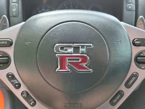 Used 2009 Nissan GT-R Premium image 21