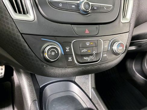 Used 2017 Chevrolet Malibu LS w/ LPO, Convenience Package 2 image 15