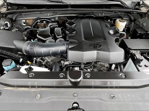 Used 2024 Toyota 4Runner TRD Sport image 12