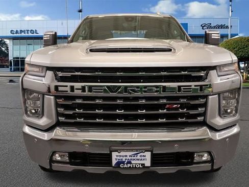 Used 2022 Chevrolet Silverado 3500 LTZ w/ LTZ Plus Package image 7