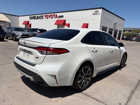Used 2020 Toyota Corolla SE w/ Carpet Mat Package (TMS) FWD image 2