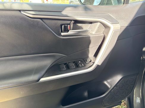 Used 2023 Toyota RAV4 XLE image 20
