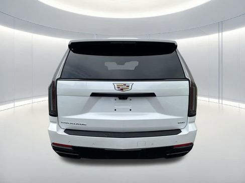 Used 2025 Cadillac Escalade Sport w/ Touring Package AWD/4WD image 4