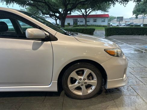 Used 2013 Toyota Corolla S FWD image 8