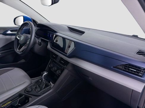 Used 2023 Volkswagen Taos SE w/ Panoramic Sunroof Package image 30