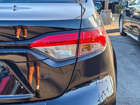 New 2026 Toyota Corolla LE w/ LE Premium Package FWD image 8