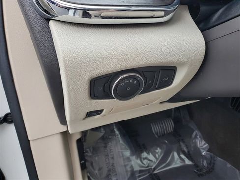 Used 2020 Lincoln Continental Reserve image 12