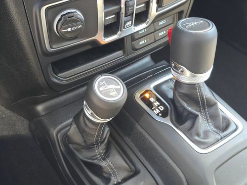 New 2026 Jeep Gladiator Sport image 12