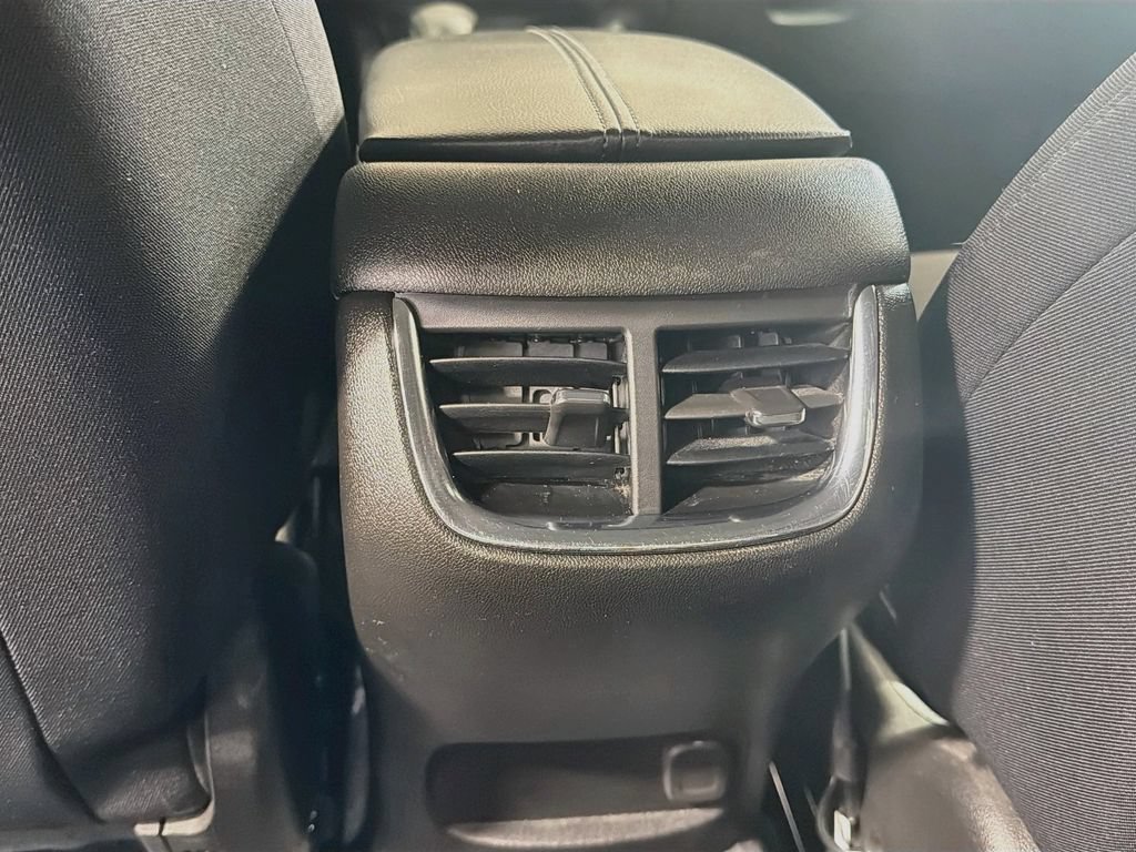 Used 2025 Chevrolet Malibu LT FWD image 25