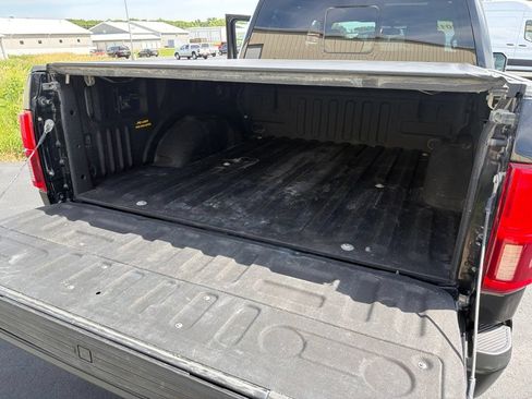 Used 2019 Ford F150 Platinum w/ Equipment Group 701A Luxury AWD/4WD image 14