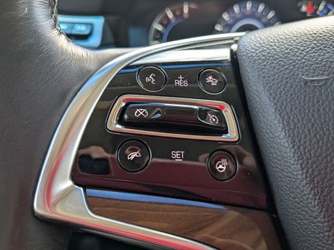 Used 2019 Cadillac Escalade Luxury AWD/4WD image 18