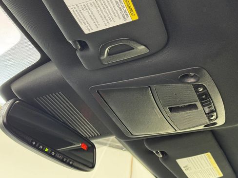 Used 2019 INFINITI Q60 3.0t Luxe image 34