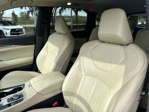 Certified 2023 INFINITI QX60 Luxe w/ Cargo Package image 11