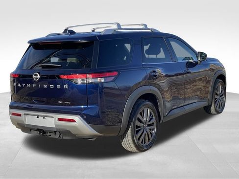Certified 2023 Nissan Pathfinder SL w/ SL Premium Package AWD/4WD image 4