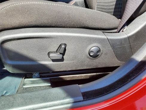 Used 2023 Dodge Charger SXT image 6